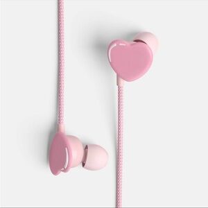 Wired Earbuds - heyday™ Heart: 3.5mm
Jack, Built-In Microphone, Silicone Cushion
